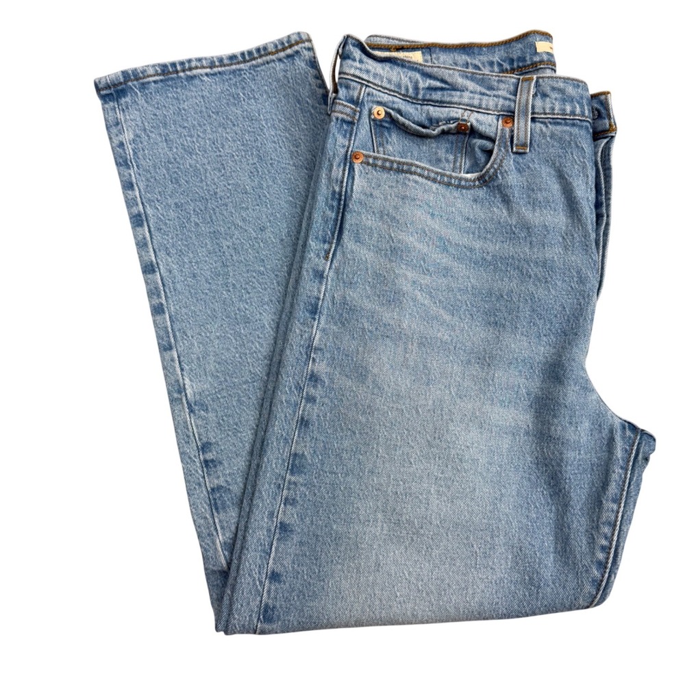 Levi's Wedgie Straight Jeans Women Size 31 Light Wash Classic Casual Streetwear